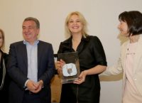 Βραβείο στη Σοφία Κοκοσαλάκη για την έμπνευσή της από τους Μινωίτες