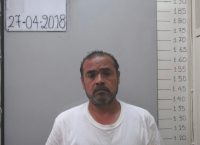 Αυτός είναι ο Ιρακινός που βίαζε την κόρη του μέσα στον καταυλισμό (pics)