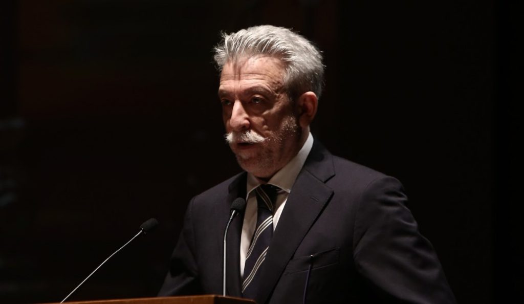 Πόλεμος ανακοινώσεων Κοντονή – Βερβεσού με αφορμή την παραίτηση Σακελλαρίου