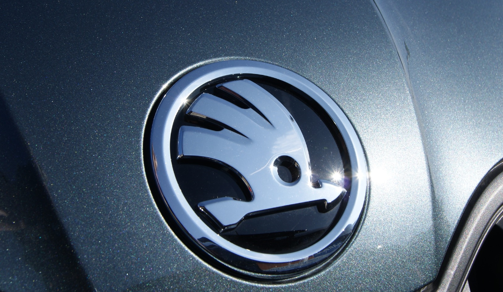 Με το νέο Skoda Karoq στο… Λιοντάρι της Αμφίπολης