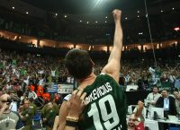 Ο Ζοτς, ο Σάρας και η καταπράσινη κερκίδα για… πάρτη τους