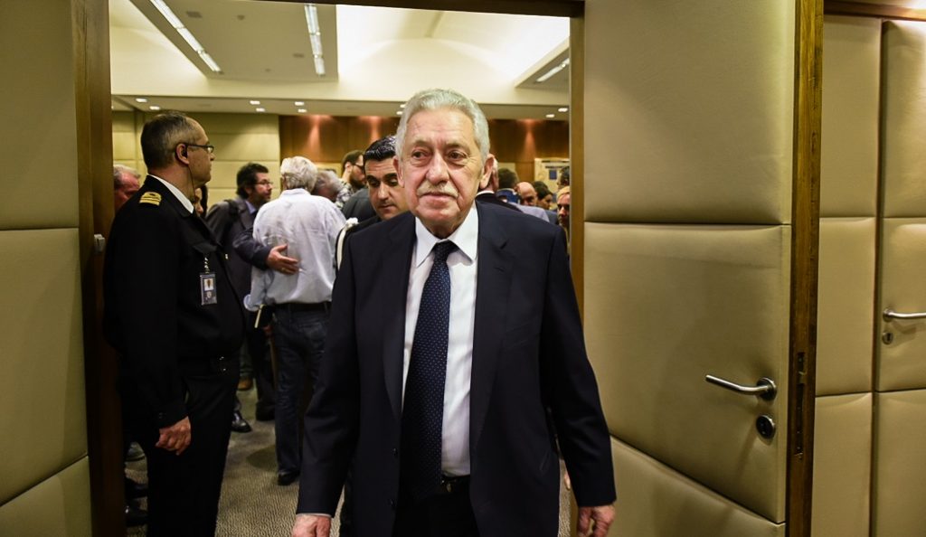 Κουβέλης: Ικανοποίηση από τις δομές της 1ης Στρατιάς στη Λάρισα