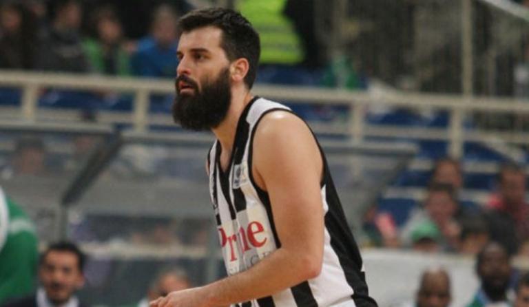 Ρήξη χιαστού ο Τσόχλας