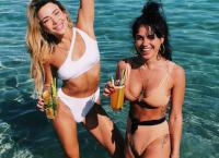 Κόνι Μεταξά και Ζόζεφιν πόζαραν και αναστάτωσαν μαζί τη Μύκονο (vid&pics)