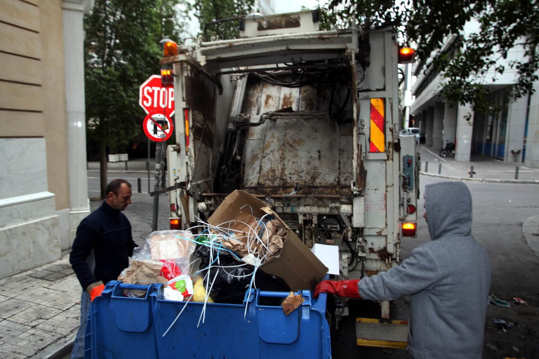 Δήμος Περιστερίου: Παρέλαβε νέα σύγχρονα και οικολογικά οχήματα