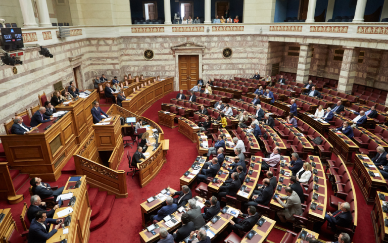 Άρση της ασυλίας για Νικολόπουλο και Κακλαμάνη