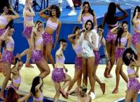 Dua Lipa: «Έχω κάποιες εκπλήξεις που έρχονται φέτος»