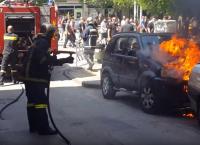 Λαμπάδιασε αυτοκίνητο στην Θεσσαλονίκη (vid)