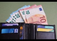 Δώρο Πάσχα: Το αργότερο έως σήμερα η καταβολή του