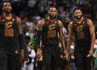 NBA Finals: Το «έγκλημα» του Τζέι Αρ Σμιθ που… τρέλανε τον Λεμπρόν (vid)