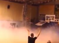 Χαμός στο Μαρκόπουλο – Τρομερές εικόνες σε αγώνα μπάσκετ (vid)