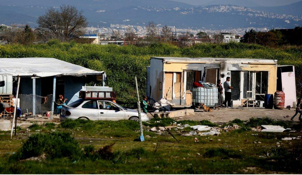 Ολοκληρώνεται το πρόγραμμα προσωρινής μετεγκατάστασης Ρομά από τους 375 καταυλισμούς