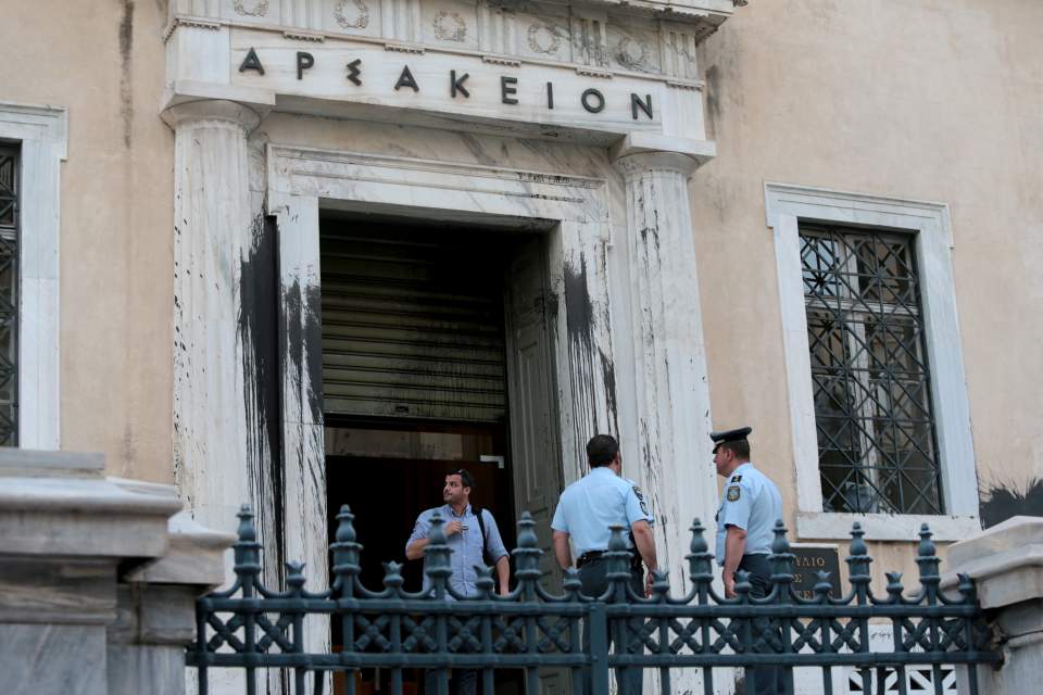 Συντονισμένη η επίθεση στο ΣτΕ – Ερωτήματα για την ΕΛ.ΑΣ.