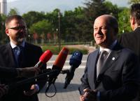 Όλαφ Σολτς για απόφαση Eurogroup: Η Ελλάδα θα σταθεί και πάλι στα πόδια της