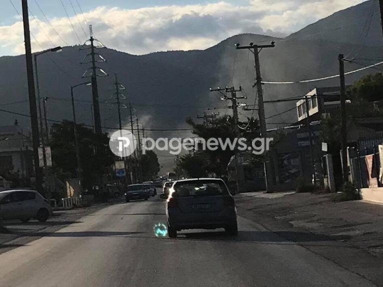 Φωτιά σε εγκαταλελειμμένο κτίριο στο Μενίδι (pics&vid)