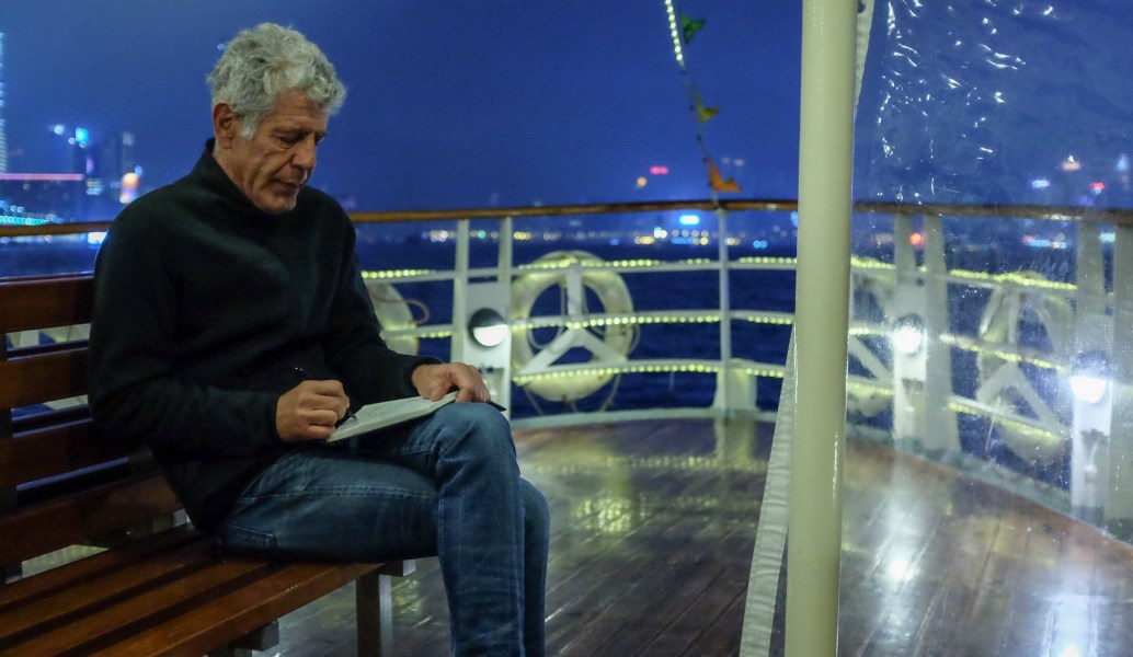 Anthony Bourdain: Το μαγευτικό ταξίδι στην Νάξο (vid)