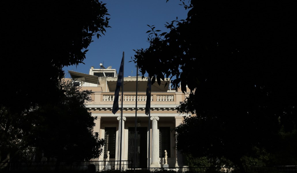 Σκοπιανό: Το Μαξίμου απαντά στον Σαμαρά: “Μεγάλο ατόπημα”
