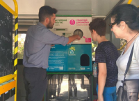 Ένα πούλμαν που «βγάζει οξυγόνο» κάνει στάση στον Δήμο Νίκαιας-Αγ. Ι. Ρέντη