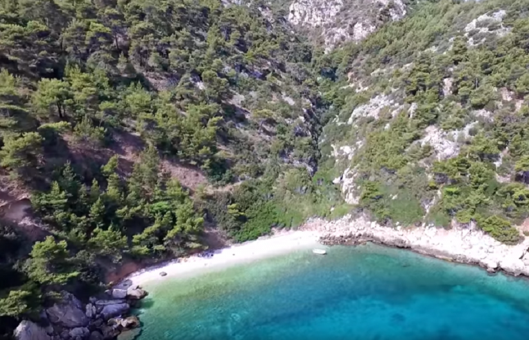 Παραλίες Αττικής: Ο μυστικός παράδεισος (vid)