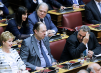 Φυλλορροούν οι ΑΝΕΛ: Εγκαταλείπουν τον Καμμένο δεκάδες στελέχη