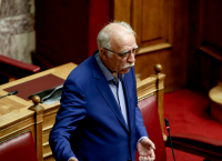 Βίτσας: Μεγάλη επιτυχία της ελληνικής κυβέρνησης η έξοδος από τα μνημόνια