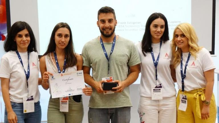 Έλληνες φοιτητές έφτιαξαν φρέσκα τρόφιμα για αστροναύτες