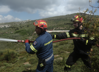 Φωτιά τώρα στο Άλσος Συγγρού – Ισχυρές πυροσβεστικές δυνάμεις στο σημείο