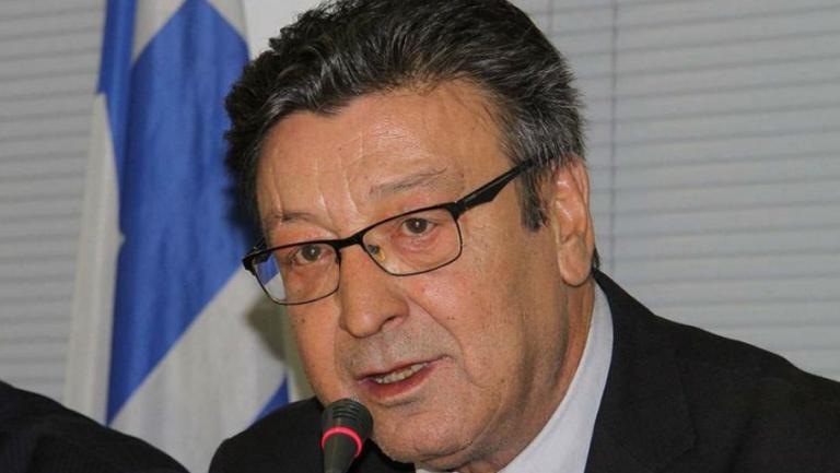 Πέθανε ο Βασίλης Καρύδης