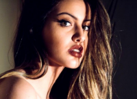 Η Δανάη Λιβιεράτου ομορφαίνει επικίνδυνα τα social media (pics)