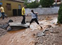 Μάνδρα: Ακόμα μία νύχτα τρόμου για τους πολίτες (pics)