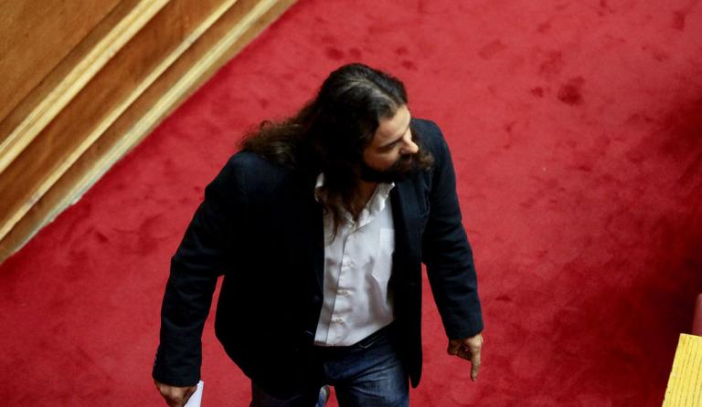 Μπαρμπαρούσης: Συνεχίζεται η επιχείρηση για τη σύλληψη του – Νέα δικογραφία σε βάρος του
