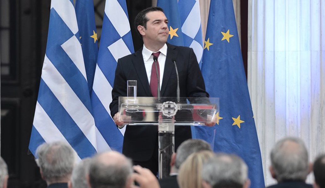 Μια γραβάτα με γραμμάς…