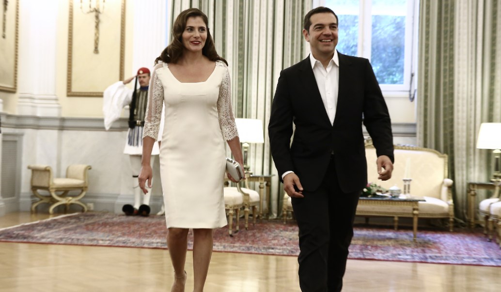 Το “πηγαδάκι” Τσίπρα- Καμμένου που έκανε την Μπαζιάνα να “κοκκινίσει”