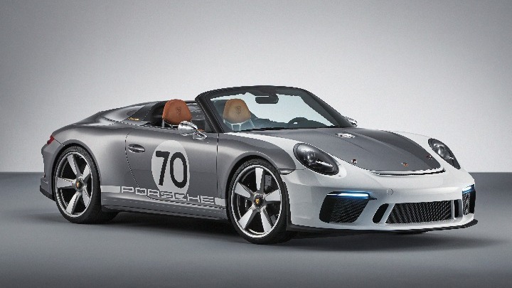 Η Porsche γιορτάζει τα 70 χρόνια της ιστορίας της