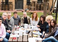 Θανάσης Παπαθανασίου στο stage.pagenews.gr: Το μπάτζετ δεν παίζει ρόλο στην επιτυχία