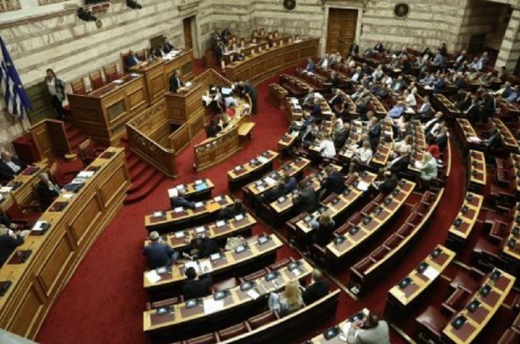 Βουλευτές του ΣΥΡΙΖΑ ζητούν να καταργηθεί το θρήσκευμα από το απολυτήριο Λυκείου