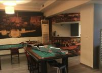 Οικονομική Αστυνομία: Εντόπισε “μίνι – καζίνο” στην Αττική – Δεν τους έλειπε τίποτα