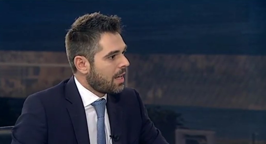 Γιάννης Σαρακιώτης: «Οι παντογνώστες της ΝΔ διδάσκουν διεθνές δίκαιο ακόμη και στον Γ.Γ. του ΝΑΤΟ Γενς Στόλτενμπεργκ»