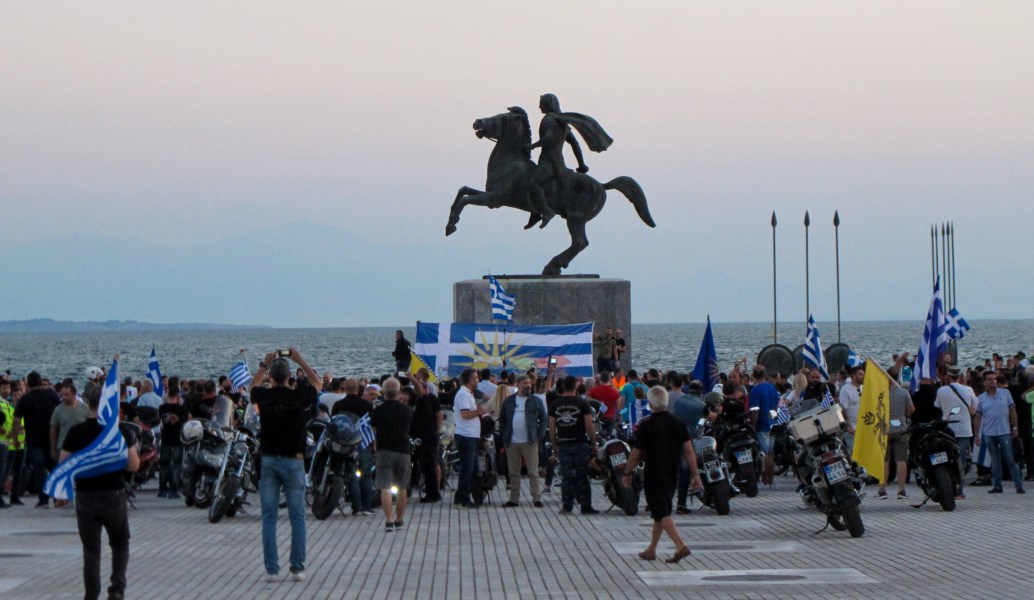 Θεσσαλονίκη: Βγήκαν στους δρόμους με τις μηχανές για την Μακεδονία (pics&vid)