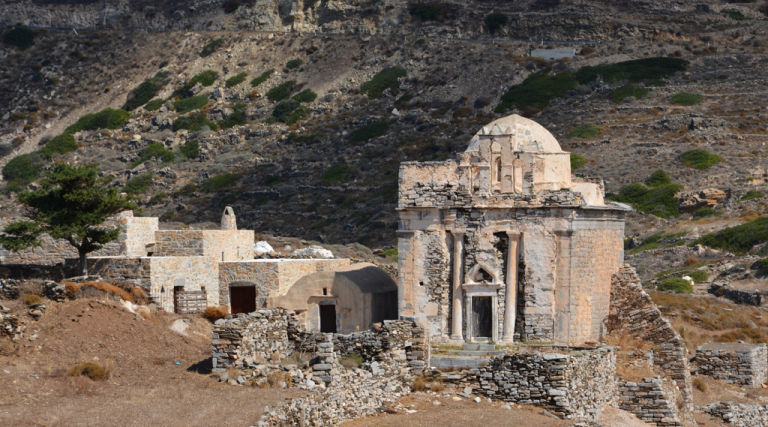 Σπουδαία αρχαιολογική ανακάλυψη – Ο μυστικός τάφος της Σικίνου (pics)