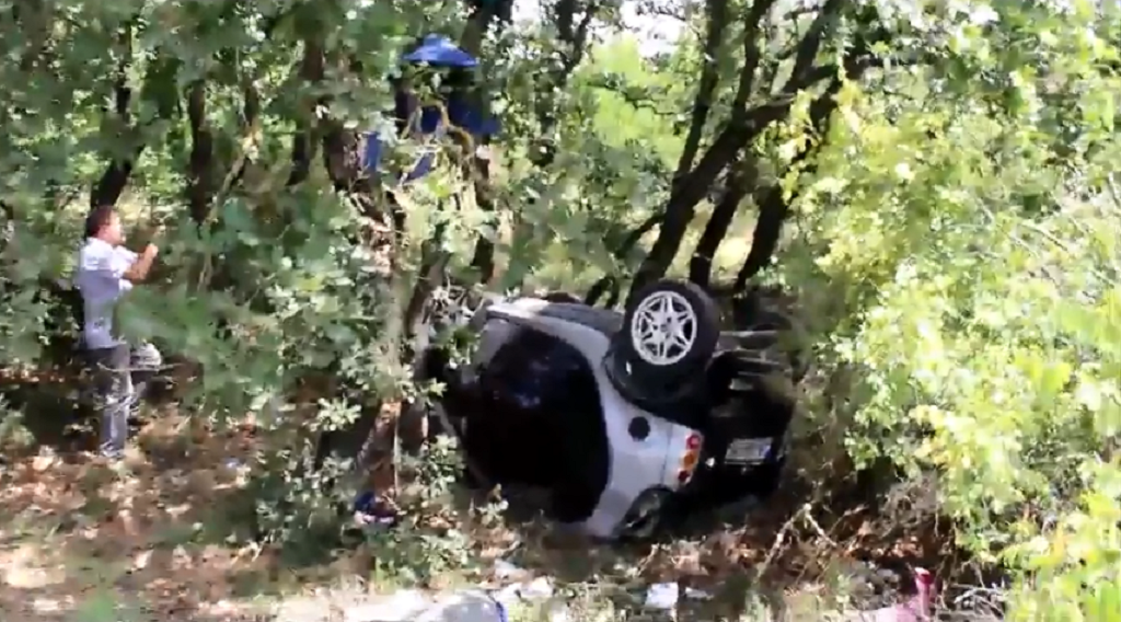 Σοβαρό τροχαίο – Χαροπαλεύουν 30χρονη έγκυος με την 9χρονη κόρη της (pics&vid)