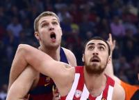 Ολυμπιακός: Ανακοίνωσε την απόκτηση του Βεζένκοφ