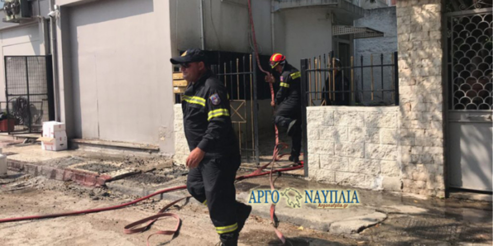 Φωτιά: Στις φλόγες εστιατόριο στο Ναύπλιο