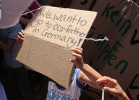 Ζεεχόφερ: Η Ελλάδα έχει την ευθύνη για τους πρόσφυγες – Να μείνουν εκεί