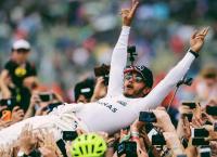 Formula 1: “Αυλαία” της σεζόν με νίκη του Χάμιλτον