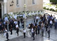 Το τελευταίο “αντίο” στον Σωκράτη Κόκκαλη – Τα σπαρακτικά λόγια του αδελφού του (pics)