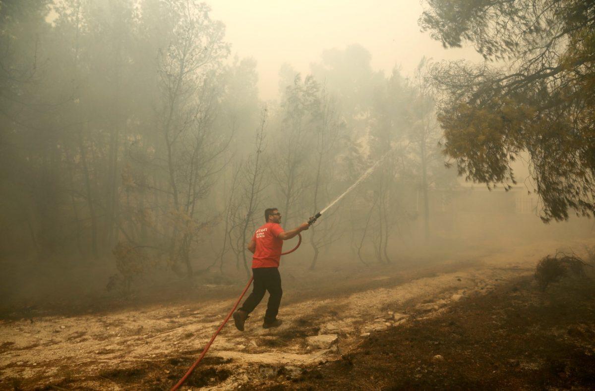 Πυρκαγιές Αττικής: Προκλητικός ο 35χρονος εμπρηστής: Ήθελα να βλέπω τους πυροσβέστες να τρέχουν