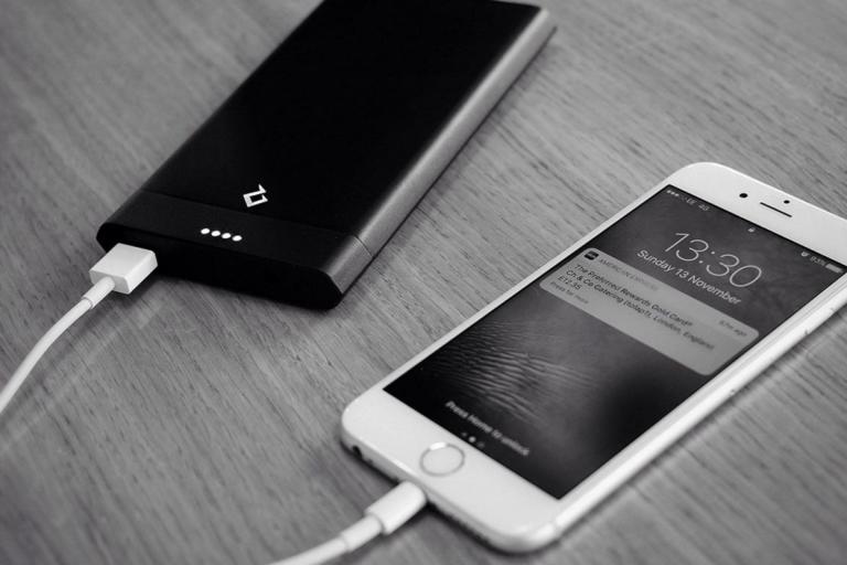 NitroQ: Το powerbank που φορτίζει σε 7 λεπτά!