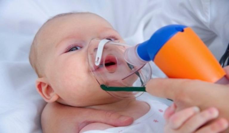 RSV: Όσα πρέπει να ξέρετε για τον ιό που προσβάλλει τα βρέφη