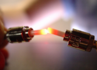 Ασύρματη μετάδοση δεδομένων μέσω πομπών Terahertz